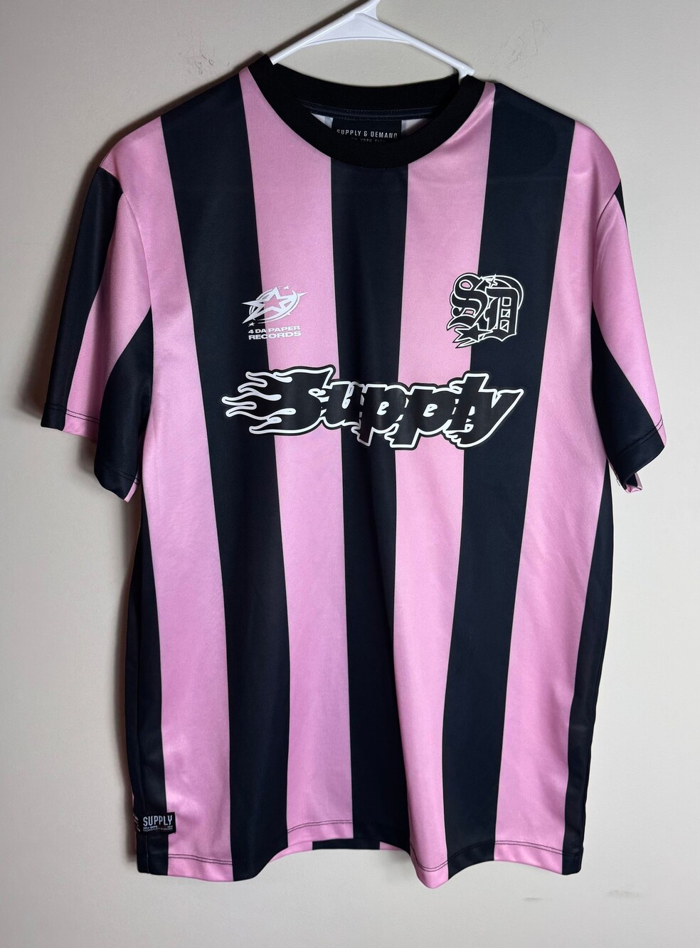 Supply & Demand Medium Pink Black Striped Jersey Short Sleeve